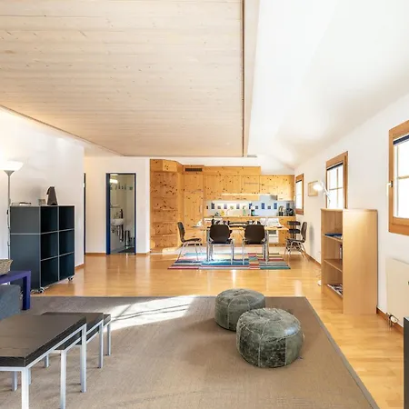 Alta Vista Apartment *